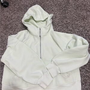 Lululemon scuba light green jacket sz m/l